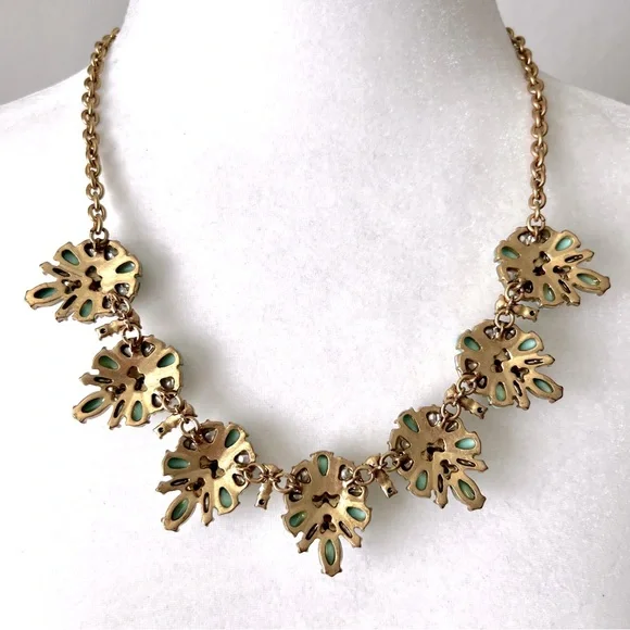 J. CREW Statement Necklace Cluster Jewels Stones Light Turquoise Gold-To… - Picture 8 of 8